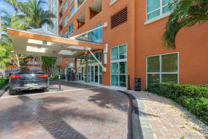 2000 N Bayshore Dr, Miami, FL 33137, Sold 08/27/18