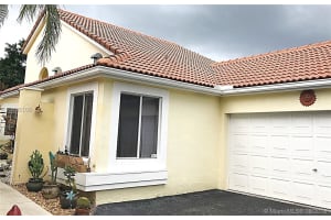 10050 NW 3rd St, Plantation, FL 33324, Sold 10/31/18