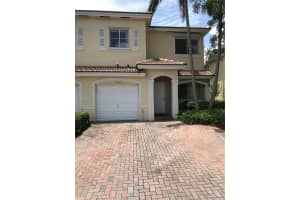 11452 NW 33rd St, Sunrise, FL 33323, Sold 07/27/18