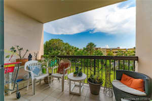 1301 NE 7th St, Hallandale Beach, FL 33009, Sold 10/19/18