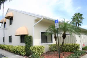 10201 NW 33rd St, Sunrise, FL 33351, Sold 08/07/18