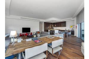 3250 NE 188th St, Aventura, FL 33180, Sold 11/26/21