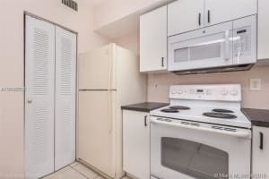 8407 NW 5 Ave, Miami, FL 33150, Sold 07/30/18