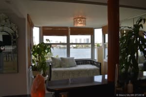 16570 NE 26th Ave #3a, North Miami Beach, FL 33160, Sold 10/30/18