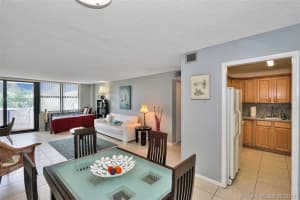 10101 E Bay Harbor Dr, Bay Harbor Islands, FL 33154, Sold 04/30/19