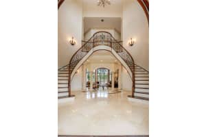 2960 Surrey Ln, Weston, FL 33331, Sold 10/05/18
