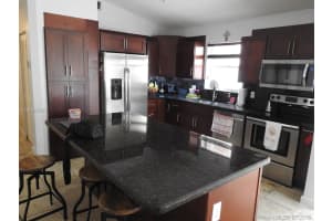 9962 NW 32nd St, Doral, FL 33172, Sold 11/30/18