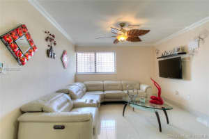 2740 W 61st St, Hialeah, FL 33016, Sold 09/04/18