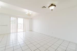 4283 NW 112th Ct, Doral, FL 33178, Sold 10/05/18