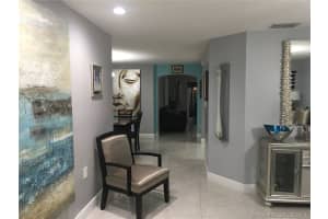 16282 SW 44th Ln, Miami, FL 33185, Sold 09/26/18