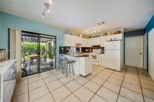 10060 NW 6th Terrace, Miami, FL 33172, Sold 12/18/18