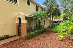 4201 Vineyard Cir, Weston, FL 33332, Sold 08/23/18