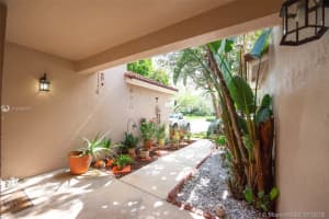 2410 NW 97th Way, Pembroke Pines, FL 33024, Sold 08/31/18