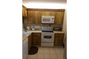 17000 NW 67th Ave, Hialeah, FL 33015, Sold 10/22/18