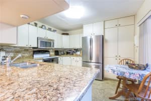 4706 SW 67th Ave APT M6, Miami, FL 33155, Sold 09/17/18