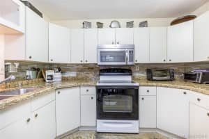 4706 SW 67th Ave APT M6, Miami, FL 33155, Sold 09/17/18