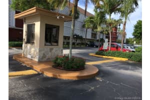 875 NE 195th St, Miami, FL 33179, Sold 09/14/18