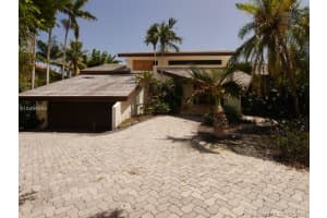 275 Veleros Ct, Coral Gables, FL 33143, Sold 09/21/18