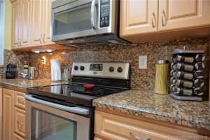 1195 NW 124th Ave, Miami, FL 33182, Sold 08/27/18