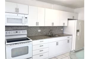 5313 Collins Ave, Miami Beach, FL 33140, Sold 08/08/18