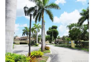 7323 NW 173rd Dr, Hialeah, FL 33015, Sold 12/14/18