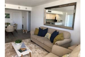 1 Las Olas Cir, Fort Lauderdale, FL 33316, Sold 10/30/18