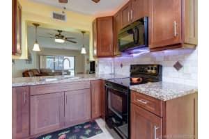 5581 Courtyard Dr, Margate, FL 33063, Sold 12/27/18