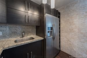 5313 Collins Ave, Miami, FL 33140, Sold 08/29/18