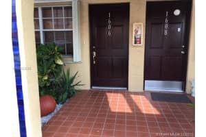 7030 NW 173rd Dr, Hialeah, FL 33015, Sold 05/20/19