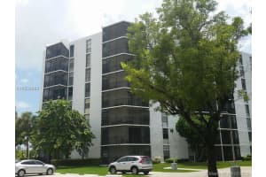 3401 N Country Club Dr, Aventura, FL 33180, Sold 09/07/18