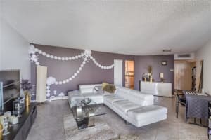 400 Leslie Dr, Hallandale Beach, FL 33009, Sold 11/26/18