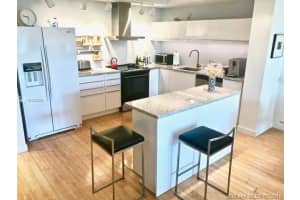 1020 Meridian Ave, Miami Beach, FL 33139, Sold 10/19/18