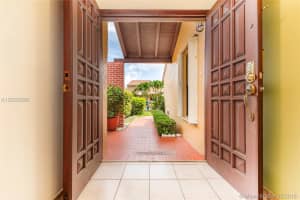 11436 SW 34th Ln, Miami, FL 33165, Sold 08/31/18