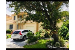 901 NW 130th Ave, Pembroke Pines, FL 33028, Sold 08/31/18