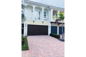 100 NW 69th Cir, Boca Raton, FL 33487, Sold 08/29/18