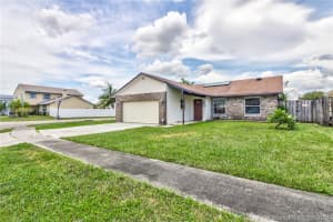 8305 SW 20th St, North Lauderdale, FL 33068, Sold 08/24/18