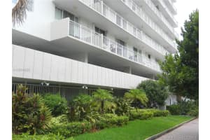 345 Ocean Dr, Miami Beach, FL 33139, Sold 11/21/18