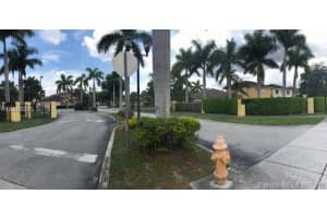 7359 NW 173rd Dr, Hialeah, FL 33015, Sold 09/24/18