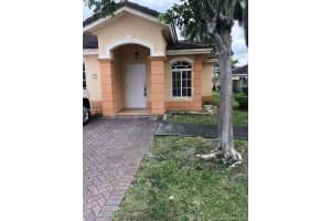 7359 NW 173rd Dr, Hialeah, FL 33015, Sold 09/24/18