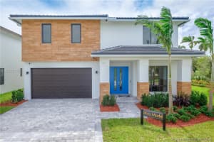 2845 SE 3rd St, Homestead, FL 33033, Sold 04/30/19
