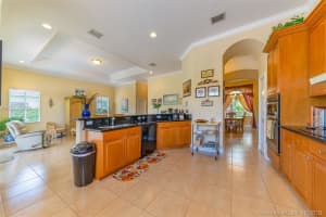 7463 SW 122 Pl, Miami, FL 33183, Sold 09/25/18