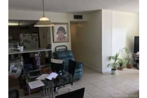 8895 Fontainebleau Blvd, Doral, FL 33172, Sold 08/21/18