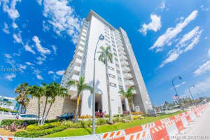 3111 N Ocean Dr, Hollywood, FL 33019, Sold 10/08/18
