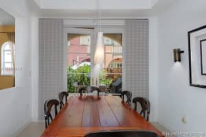 18445 NE 30th Ct, Aventura, FL 33160, Sold 08/30/18