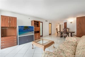 2401 Collins Ave, Miami Beach, FL 33140, Sold 11/30/18