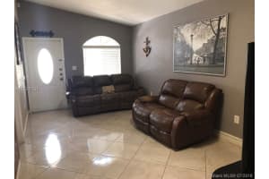 18942 NW 86th Ct, Hialeah, FL 33015, Sold 09/21/18