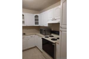 6980 NW 186th St, Hialeah, FL 33015, Sold 08/30/18