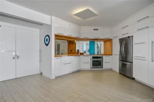 4775 Collins Ave, Miami, FL 33140, Sold 01/24/20