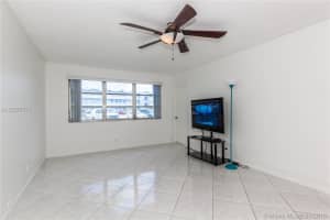 2223 Park Ln, Hollywood, FL 33021, Sold 09/10/18