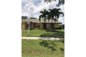 6125 Birch Tree Terrace, Lake Worth, FL 33467, Sold 09/21/18